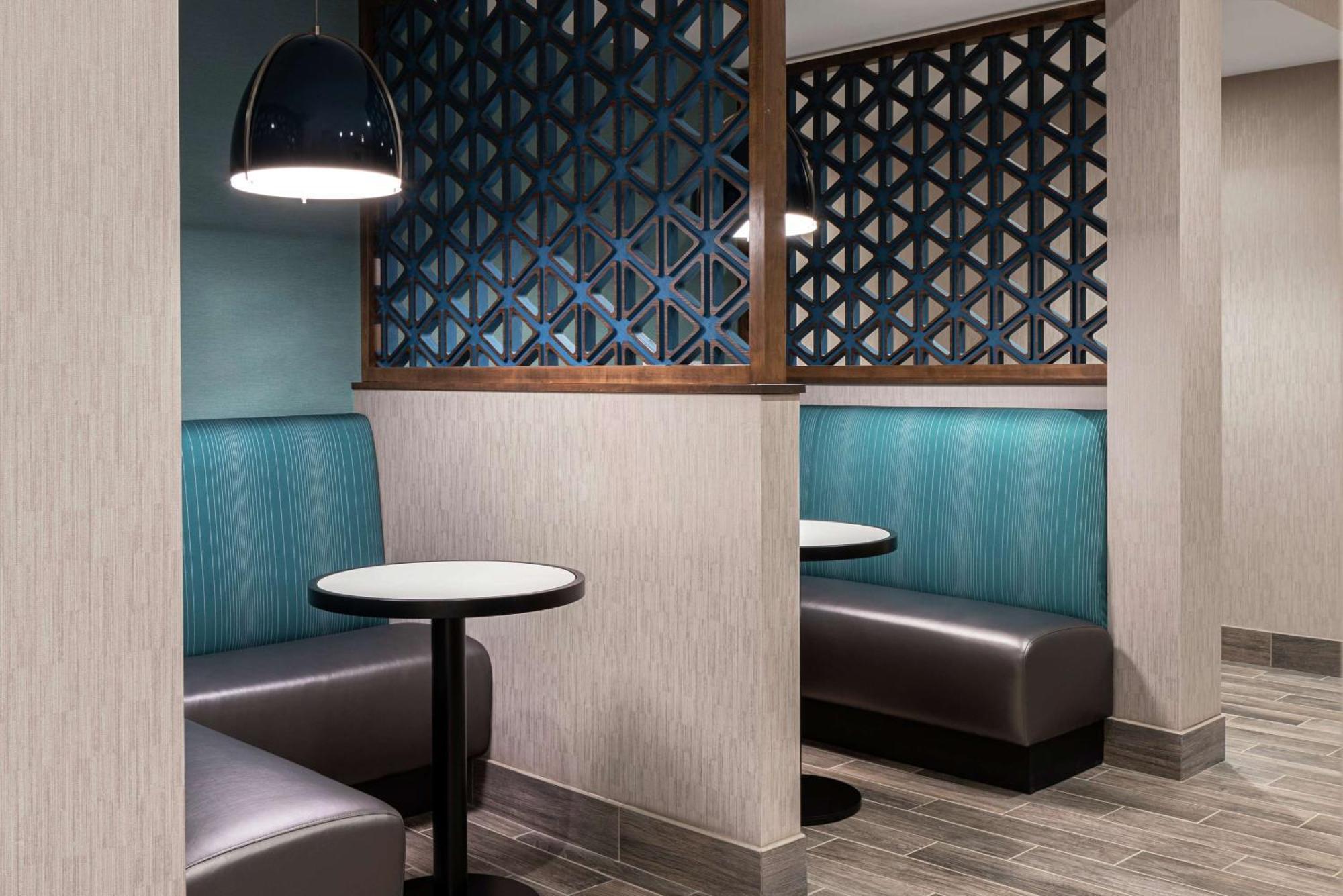 Hampton Inn & Suites Bridgeview Chicago, Il Bagian luar foto