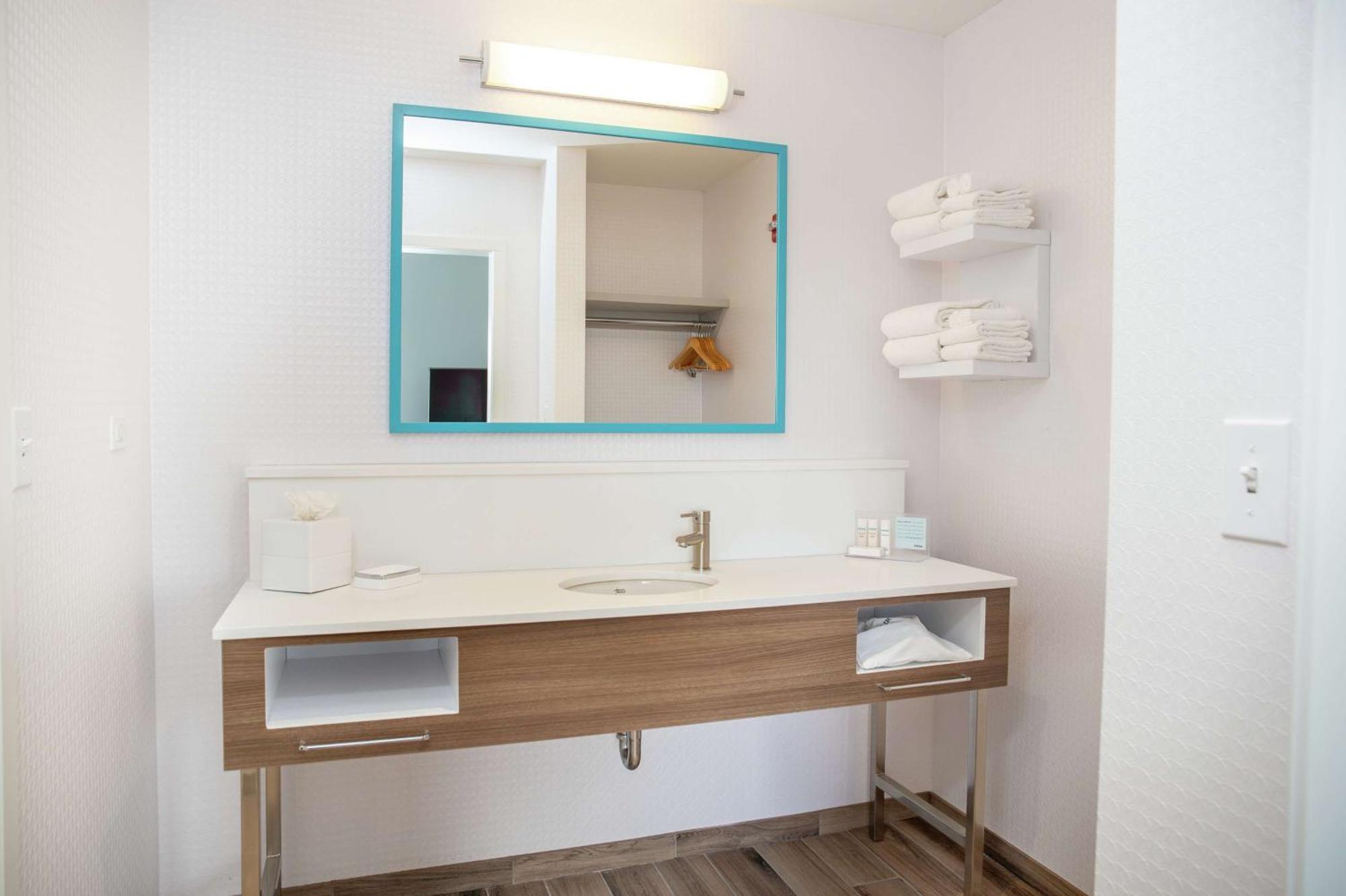 Hampton Inn & Suites Bridgeview Chicago, Il Bagian luar foto